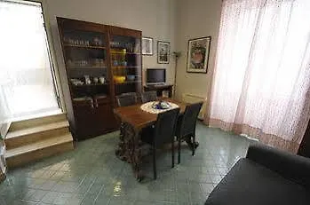 Seralcadio Holidayapartment Palermo 0*,