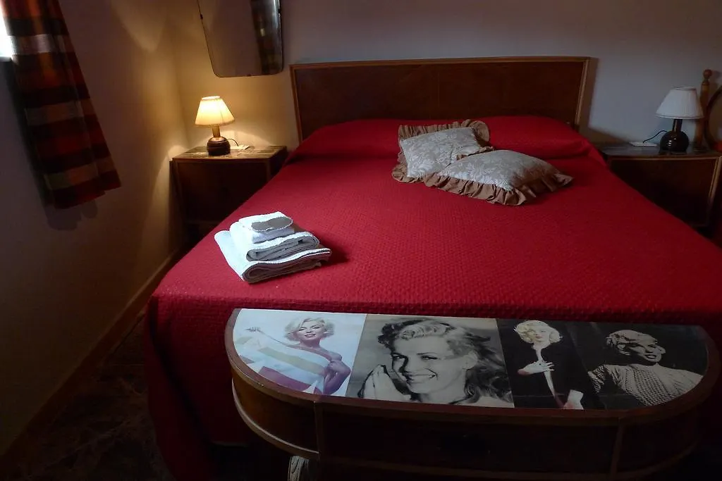 شقة Seralcadio Holidayapartment باليرمو إيطاليا