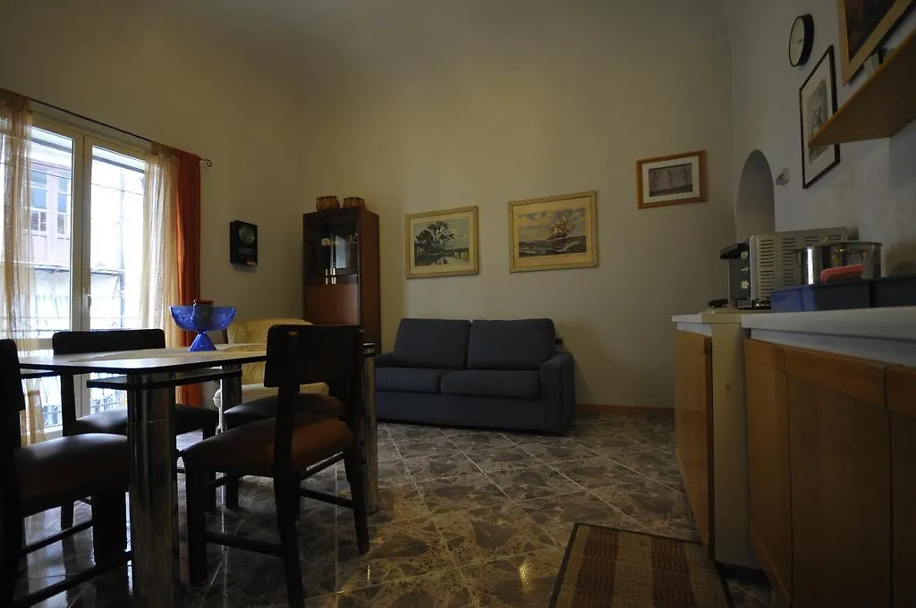 Seralcadio Holidayapartment باليرمو إيطاليا